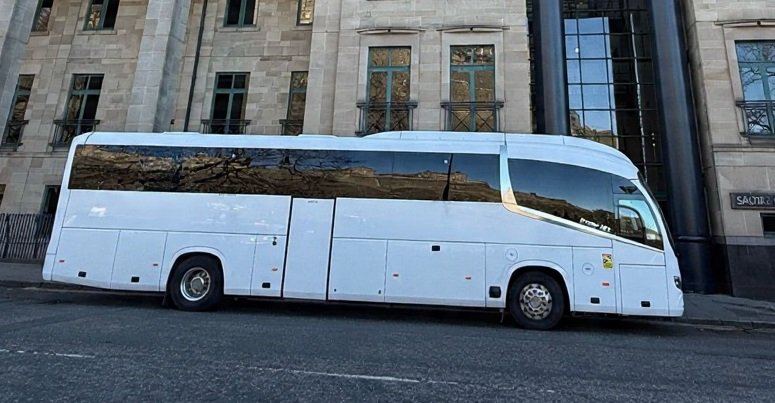 53-seater-anova-travel